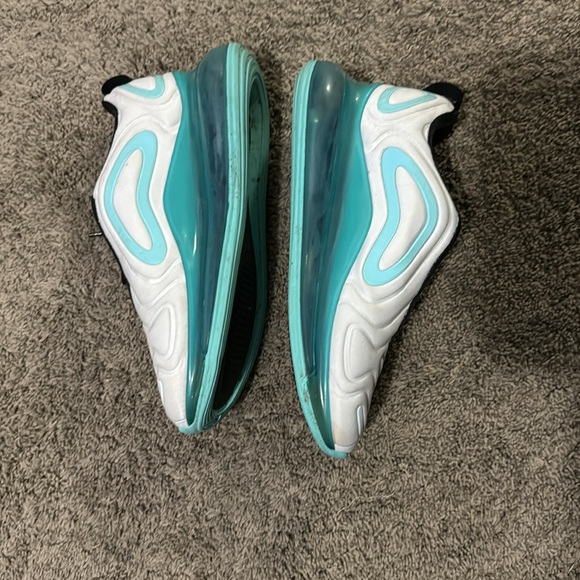 Nike 270 - Picture 3 of 5